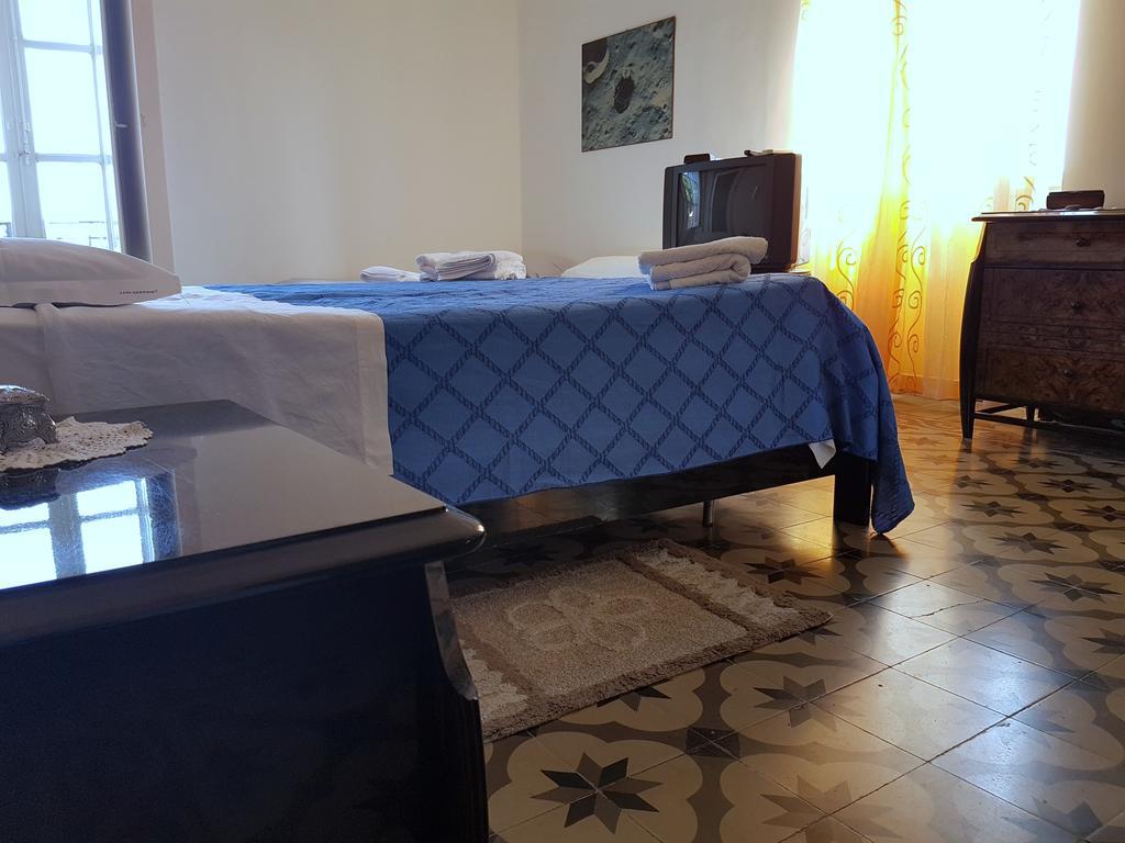 Hotel Il Casale à Milazzo Extérieur photo